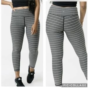 Zyia Aztec Adrenaline 7/8 24” Leggings SZ 2 EUC